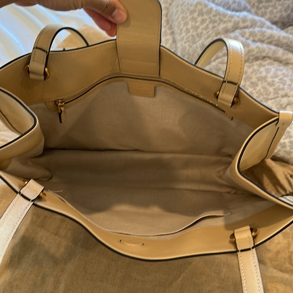 Flash sale 🎈🎈🎈Gucci Horsebit tote - Picture 9 of 10